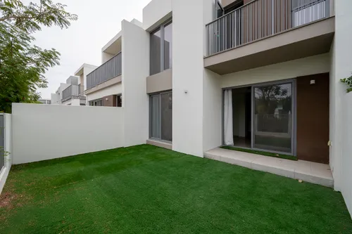 3 Bedrooms Townhouse in Elan
