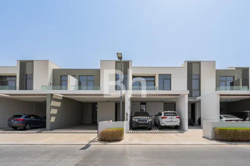 Upgraded | Great Location | Vacant on Transfer