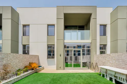 3 Bedrooms Townhouse in Ruba