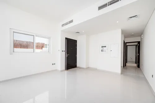3 Bedrooms Townhouse in Aurum Villas