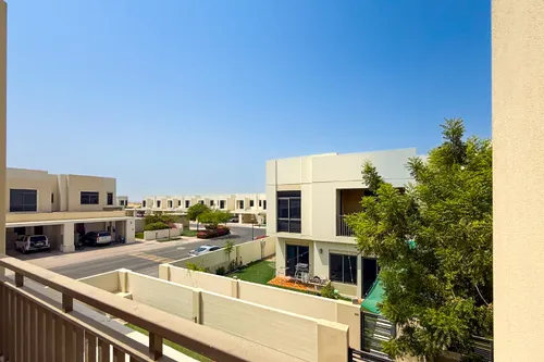 4 Bedrooms Townhouse in Noor Townhouses
