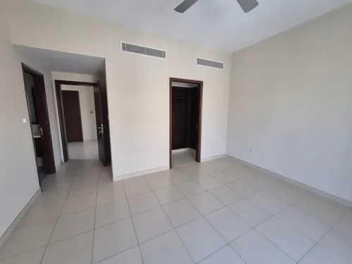 4 Bedrooms Townhouse in Mira 3