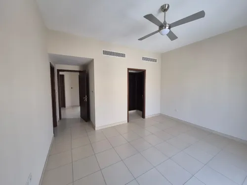 4 Bedrooms Townhouse in Mira 3