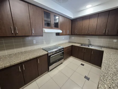 4 Bedrooms Townhouse in Mira 3