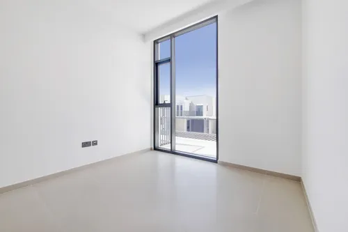 3 Bedrooms Townhouse in Joy