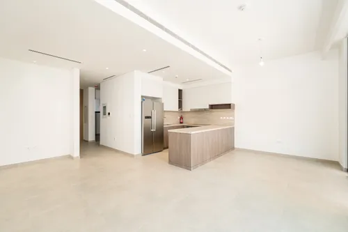 G+2 | Large Plot | Park Backing | Brand New