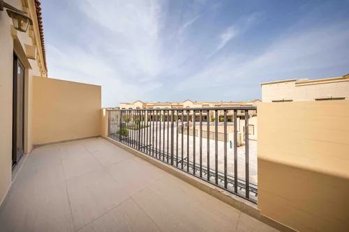 3 Bedrooms Townhouse in Jasmine Lane