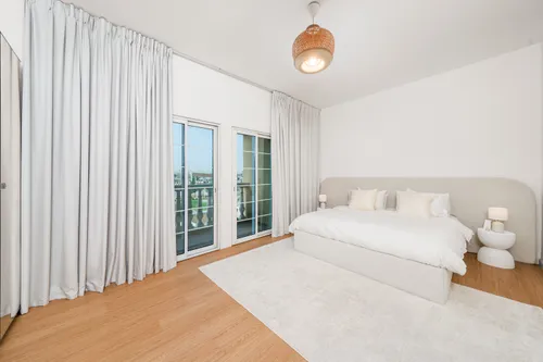 2 Bedrooms Townhouse in District 9I
