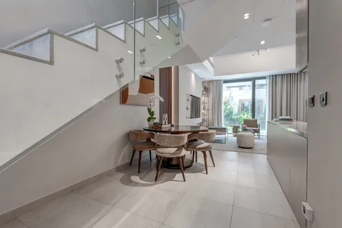 2 Bedrooms Townhouse in MAG Eye