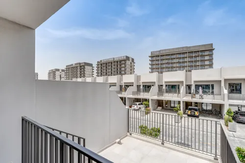 2 Bedrooms Townhouse in MAG Eye
