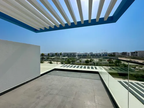 5 Bedrooms Townhouse in Santorini