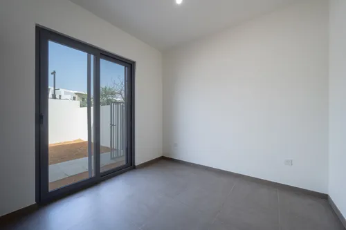 4 Bedrooms Villa in Elan 1