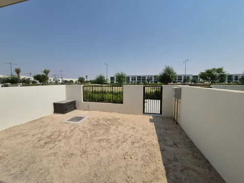 3 Bedrooms Townhouse in Maha Townhouses