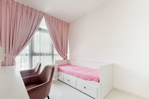 3 Bedrooms Townhouse in Albizia