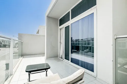 3 Bedrooms Townhouse in Albizia