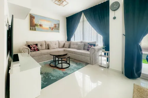 3 Bedrooms Townhouse in Albizia