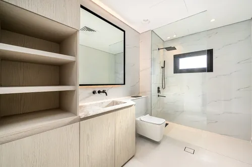 4 Bedrooms Villa in Jumeirah 3 Villas