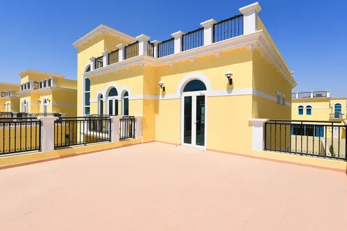 4 Bedrooms Villa in Legacy Nova Villas