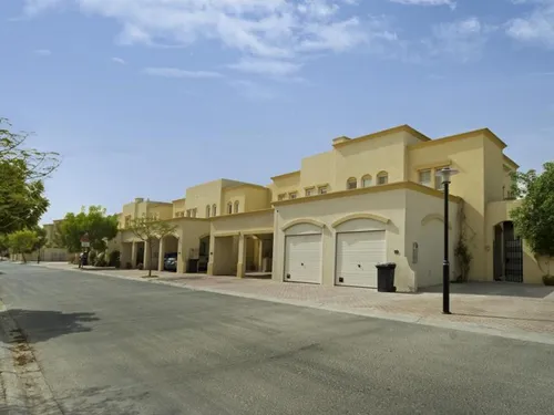 3 Bedrooms Villa in Springs 8