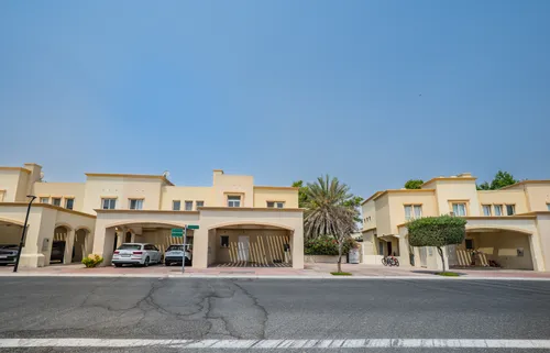 3 Bedrooms Villa in Springs 8