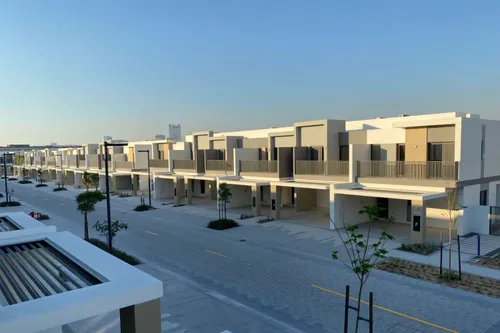 3 Bedrooms Villa in Elan
