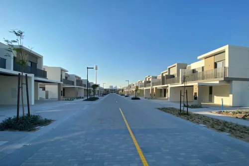 3 Bedrooms Villa in Elan
