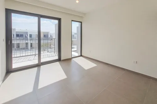 3 Bedrooms Villa in Elan