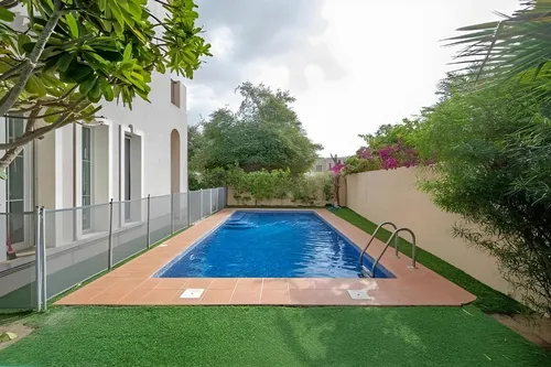 5 Bedrooms Villa in Mirador