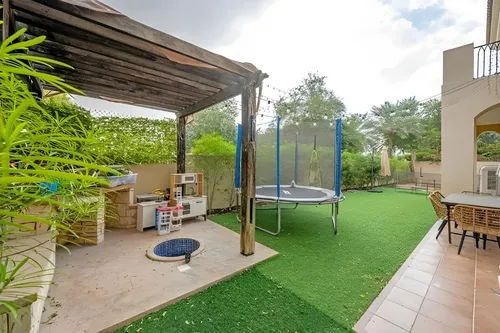 5 Bedrooms Villa in Mirador