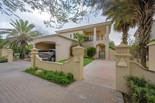 5 Bedrooms Villa in Mirador