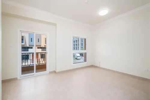 3 Bedrooms Townhouse in Mirabella 7