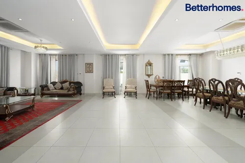 Corner Plot|Vacant on transfer|Good Location