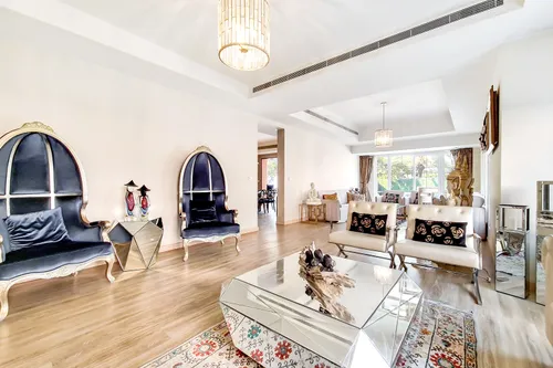 5 Bedrooms Villa in Mirador