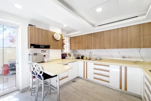 5 Bedrooms Villa in Mirador