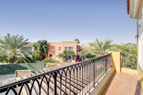 5 Bedrooms Villa in Mirador