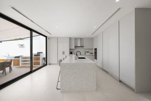 5 Bedrooms Villa in Acacia Avenues