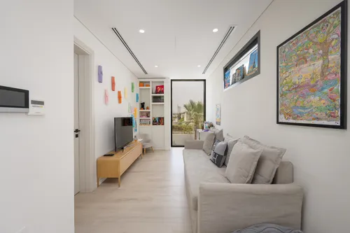 5 Bedrooms Villa in Acacia Avenues