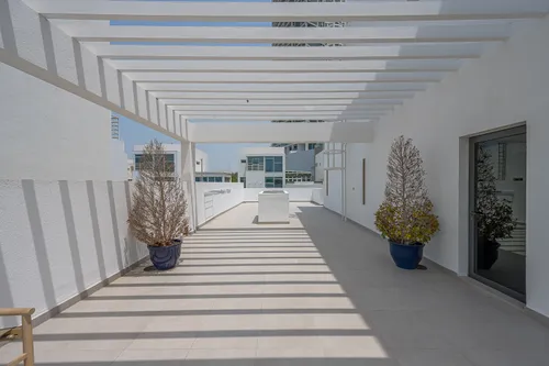 5 Bedrooms Villa in Acacia Avenues