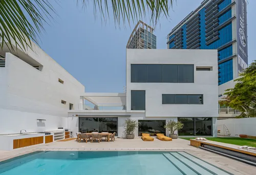 5 Bedrooms Villa in Acacia Avenues