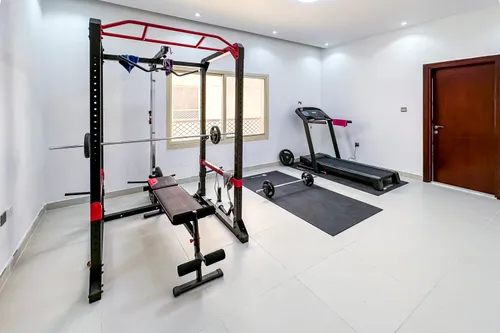 5 Bedrooms Villa in Al Mowaihat 1