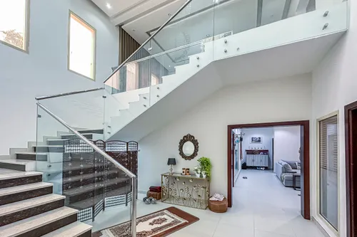 5 Bedrooms Villa in Al Mowaihat 1