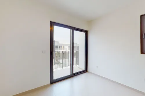 4 Bedrooms Villa in Elan