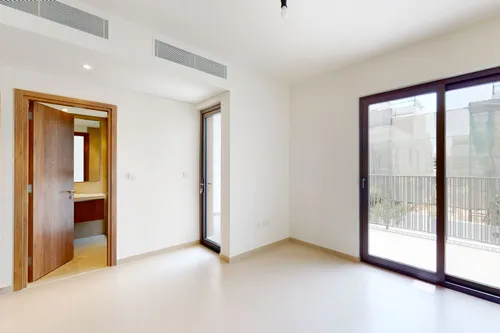 4 Bedrooms Villa in Elan