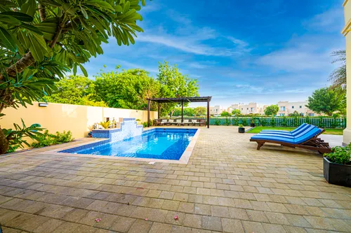 3 Bedrooms Villa in Springs 7