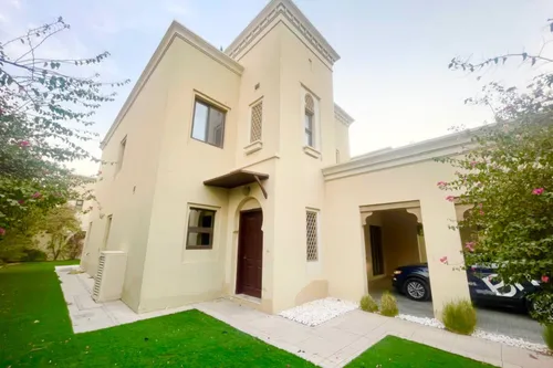 Back to Back | 4 Bedrooms | Quiet Location | Maids