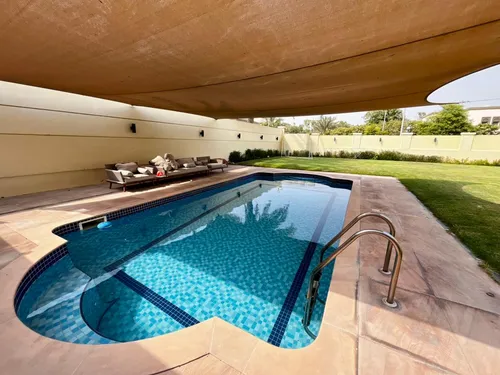 4 Bedrooms Villa in Regional