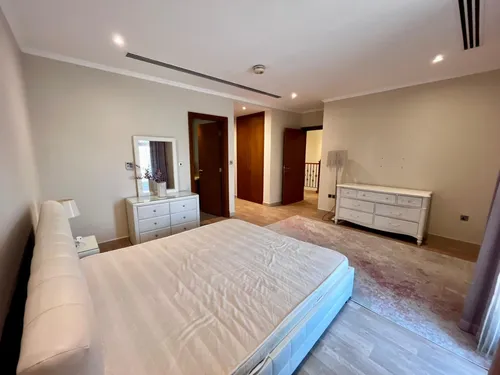 4 Bedrooms Villa in Regional