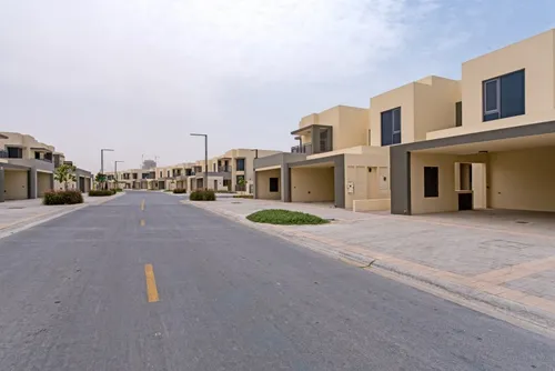 4 Bedrooms Villa in Maple 1