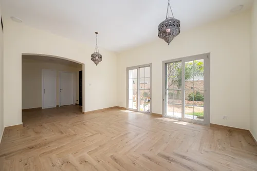 3 Bedrooms Villa in Al Reem 3