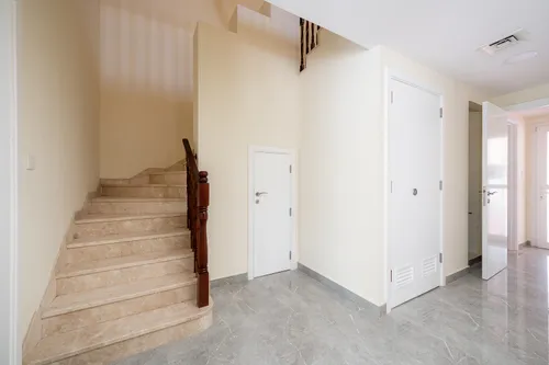 3 Bedrooms Villa in Al Reem 3